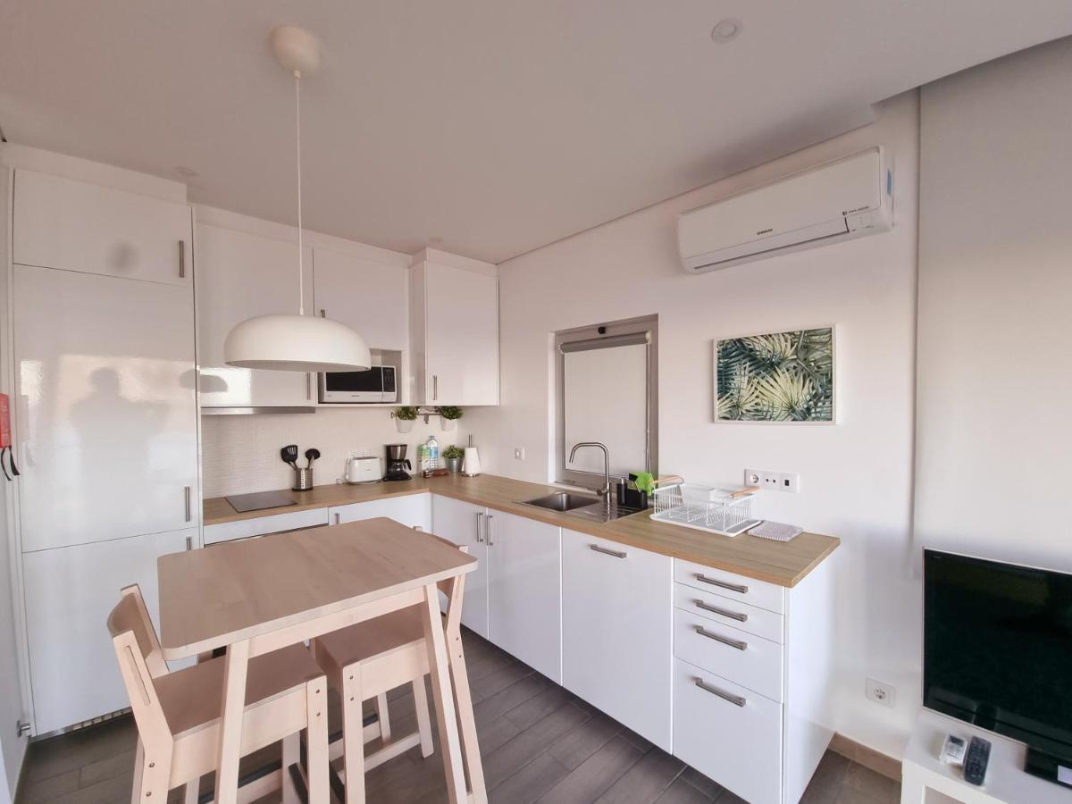 Bay House - Seascape Apartment ปอนตาเดลกาดา ภายนอก รูปภาพ