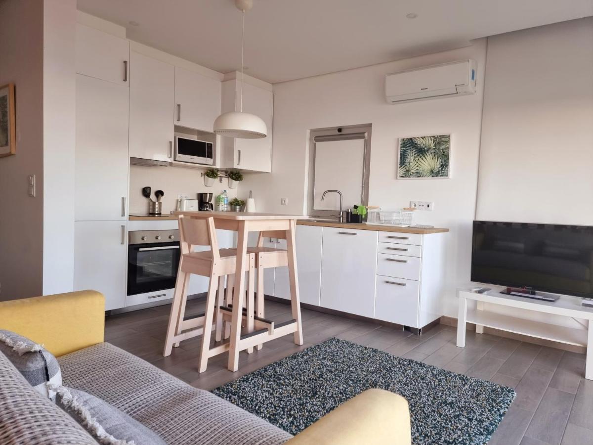 Bay House - Seascape Apartment ปอนตาเดลกาดา ภายนอก รูปภาพ