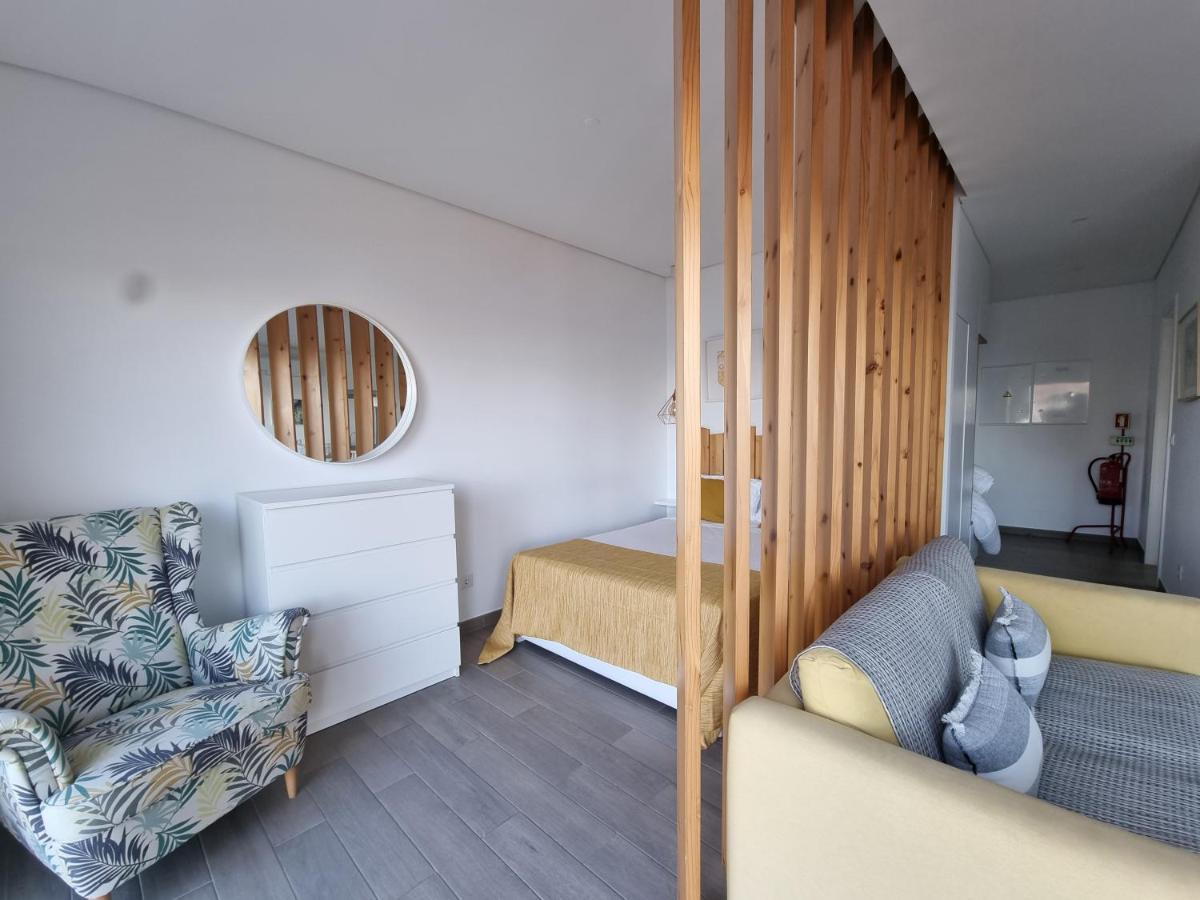Bay House - Seascape Apartment ปอนตาเดลกาดา ภายนอก รูปภาพ